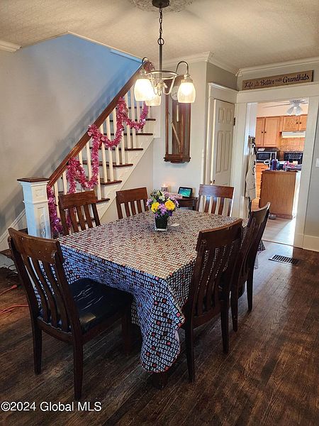 3rd image of 22 Maplewood Avenue