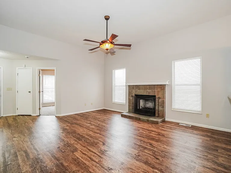 1270 Pinnacle Dr — Photo 7