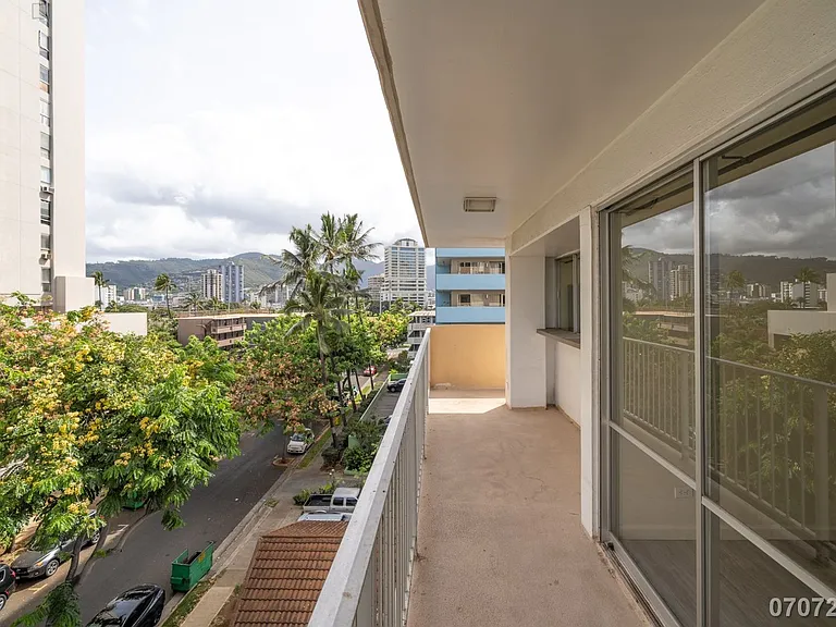 419 Keoniana St #501 — Photo 25