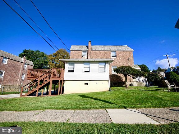 4th image of 238 Wilde Ave