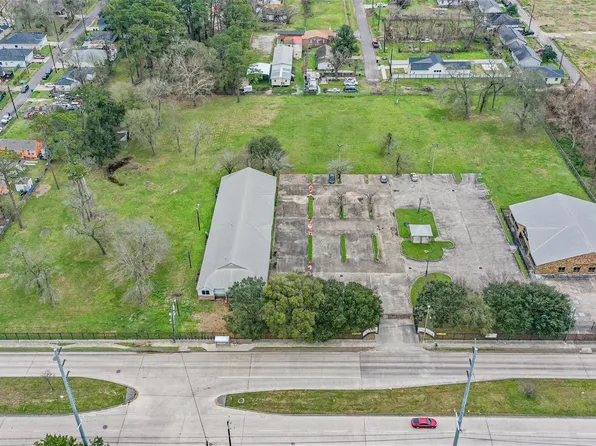 6130 Wheatley St, Houston, TX 77091