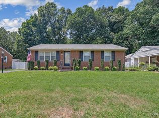 1218 W Roslyn Rd, Colonial Heights, VA 23834