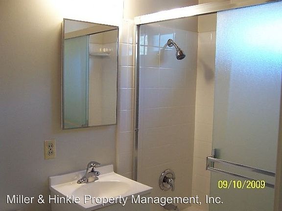 5th image of 43 Atlas Ave APT 3
