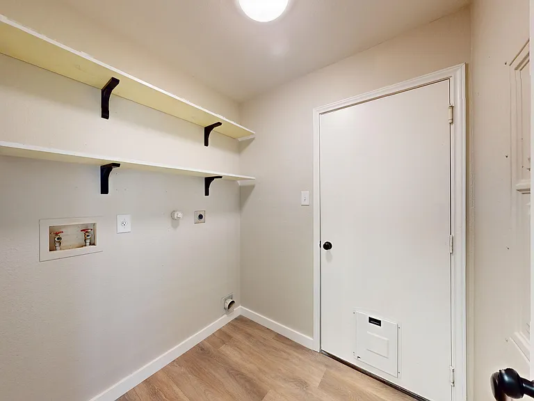 145 S Willow Way — Photo 27