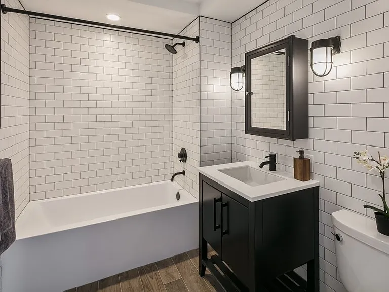 1626 Madison St #PHC — Photo 5