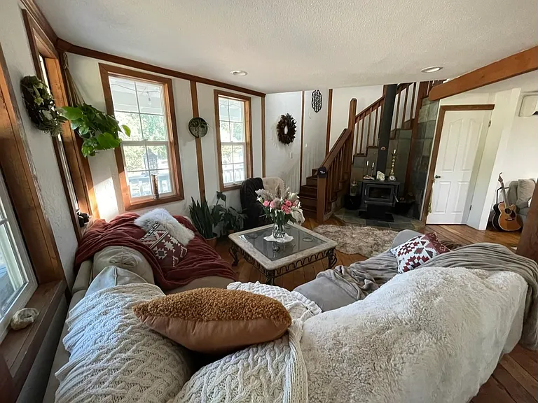 5919 Evergreen Ln — Photo 6