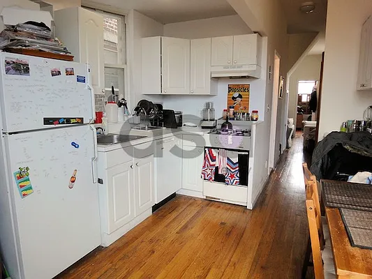 Rented by DSA Realty | media 32