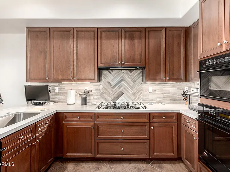 3801 N Goldwater Blvd #G201 — Photo 11