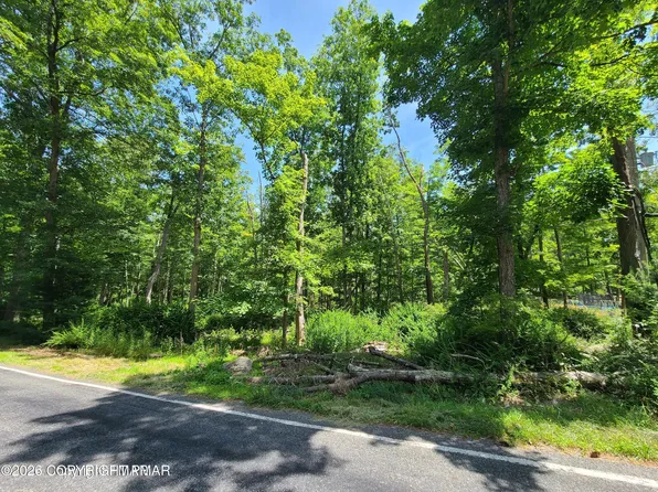 Metzgar Rd, East Stroudsburg, PA 18301
