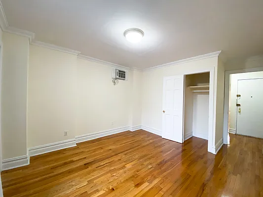 Rented by MAPT Residential LLC | media 31