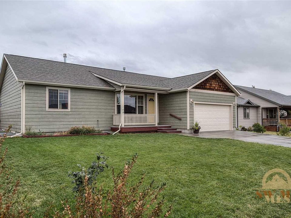 1st image of 609 Nova Dr