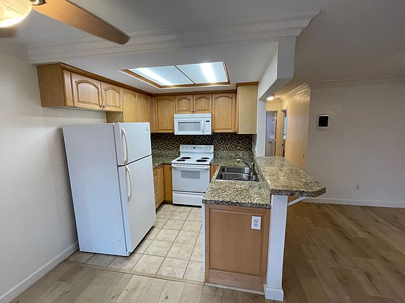 5th image of 2921 C St #276-1