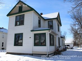 902 1/2 S 4th Ave, Wausau, WI 54401