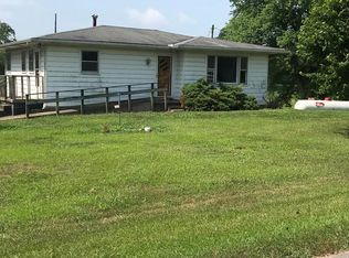 703 Sebree Pratt Rd, Sebree, KY 42455