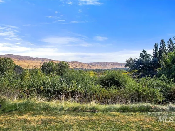 5170 S Surprise Way APT 102, Boise, ID 83716