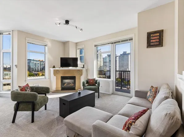 2801 1st Ave APT 1014, Seattle, WA 98121