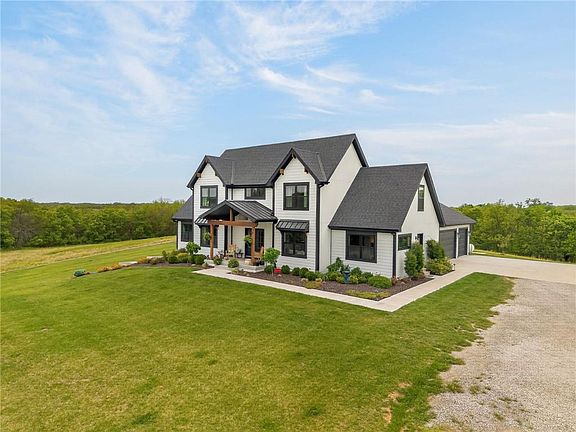 3rd image of 7563 County Road 421