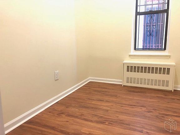 4th image of 12 W 119th St APT 2