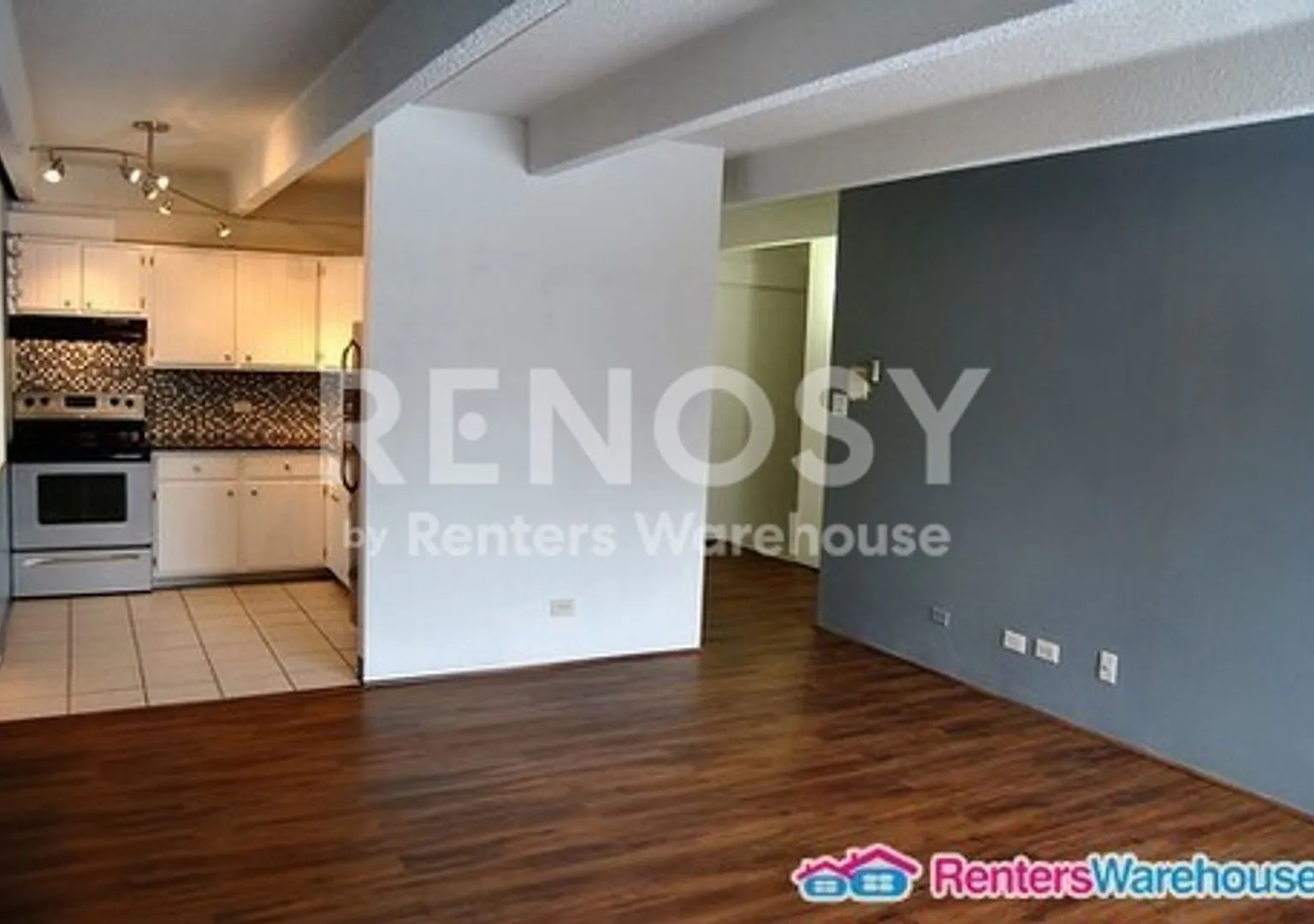 Beautiful 1 Bed 1 Bath in Capitol Hill (Water/sewer and Trash Utilities Included!) — Photo 2