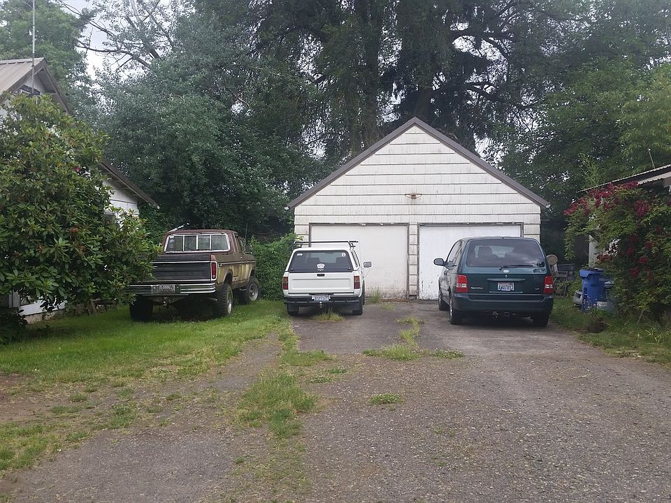 2nd image of 4302 NE 66th Ave