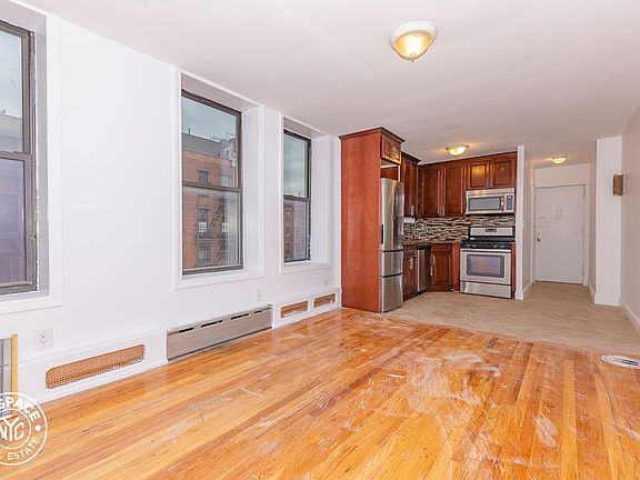 5th image of 951 Putnam Ave #G5