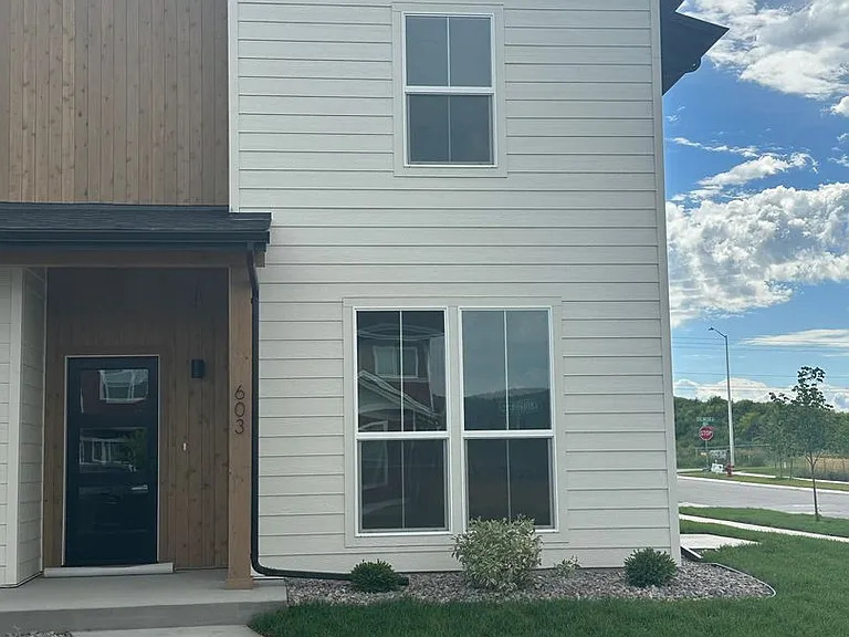 603 Holstein Way — Photo 2