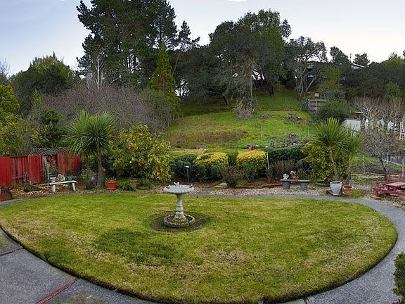 3rd image of 325 Marin Oaks Dr
