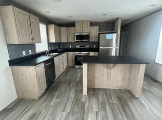 342 Yorkshire #166, Newport, MI 48166