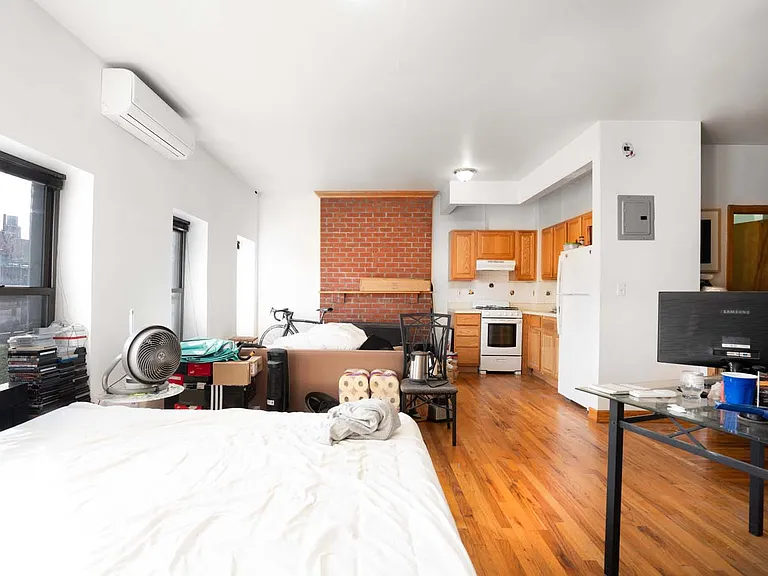 405 E 117th St #2A — Photo 3