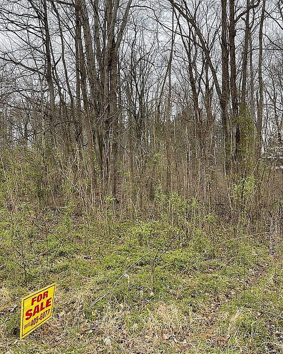 2nd image of 4774 Seven Springs Rd SE