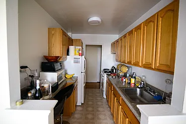 Rented by Giaps Realty Group LLC