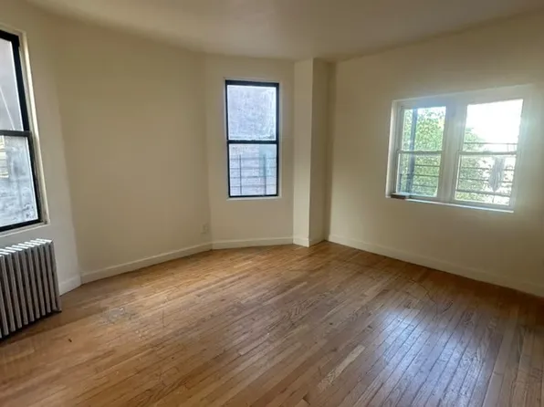 288 Hawthorne Ave, Yonkers, NY