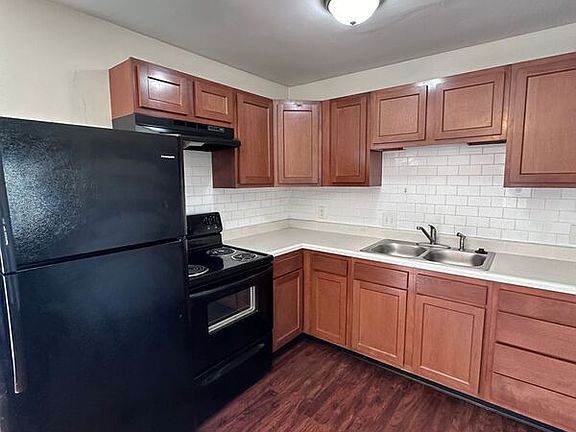3rd image of 2535 Sonora Dr