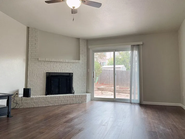 3015 Purgatory Dr — Photo 21