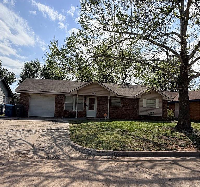 1st image of 808 Moraine Ave