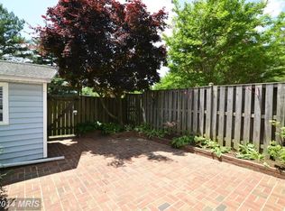 9611 Westport Ln, Burke, VA 22015