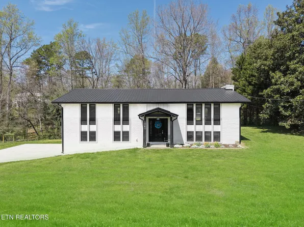 1040 Chris Dale Dr, Seymour, TN 37865