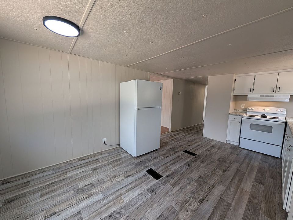 1st image of 11374 SE 189th Ct