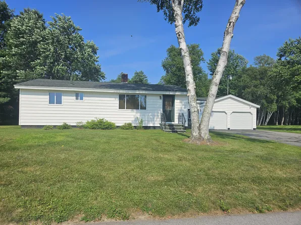 63 Water Street, Howland, ME 04448