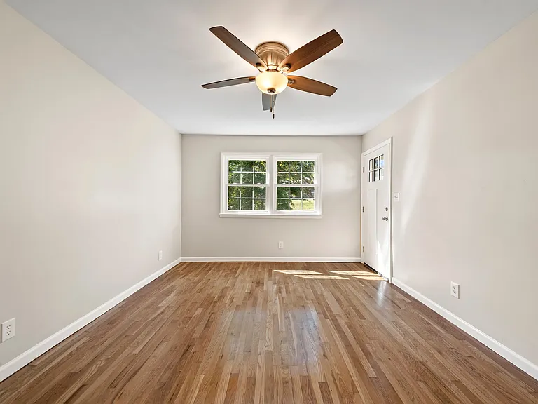 1421 Ardmore Dr #A — Photo 14