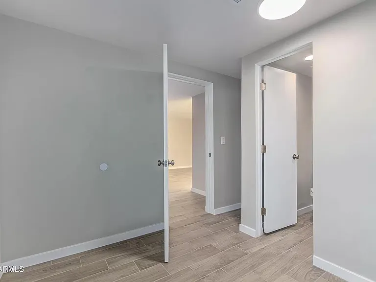 1123 N Frances St — Photo 14