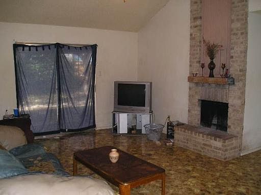 3rd image of 12119 STONEY BEND