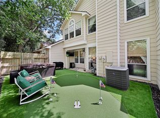 34 Wintergreen Trl, Spring, TX 77382