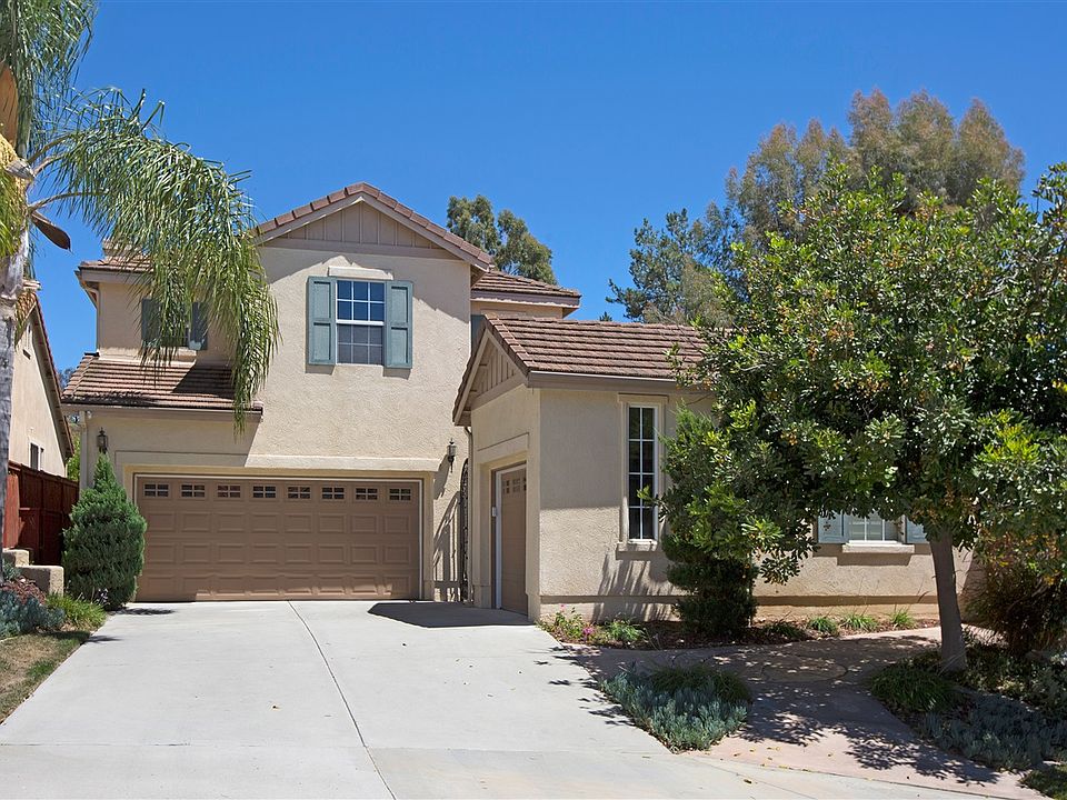 1st image of 601 Landmark Pl