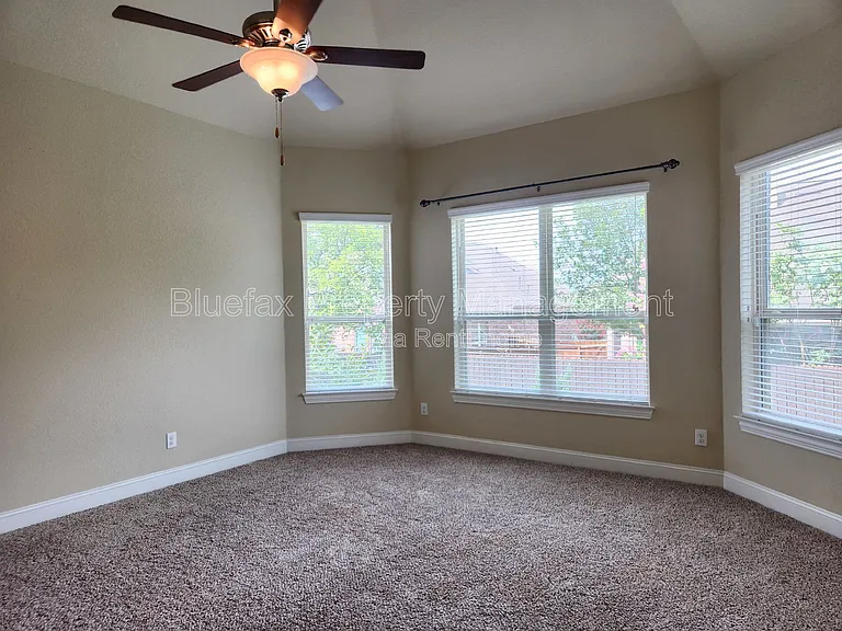 11523 Lily Blair — Photo 14