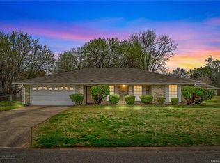 203 Wellington Dr, Bossier City, LA 71111