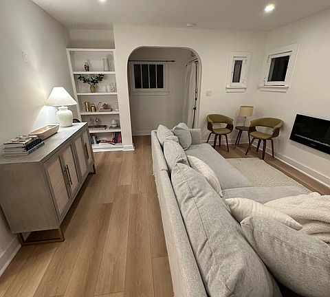 2nd image of 820 10th St Unit C