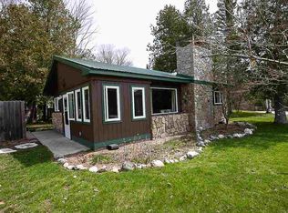 08238 Central Ave, Charlevoix, MI 49720