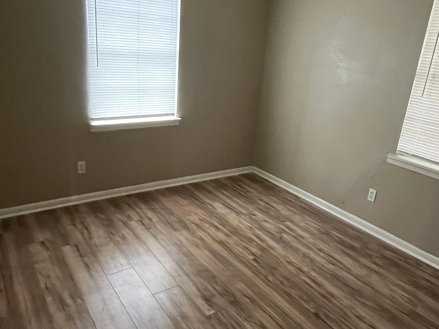 102 Halstead - 1 — Photo 3