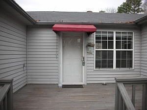 5th image of 108 West St